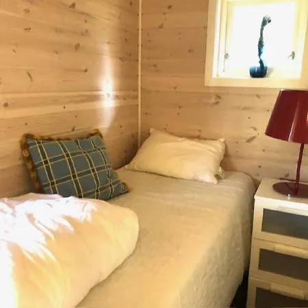 Vakantiehuis Fjordhytte-22 Auf Bomlo Einer Insel Suedlich Der Hansestadt Bergen *